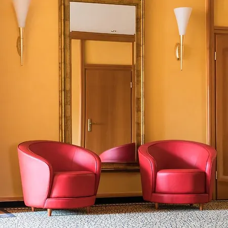 فندق Matthias 3*